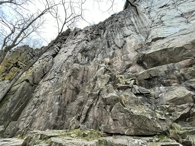 Trůn (El Krakonoš)