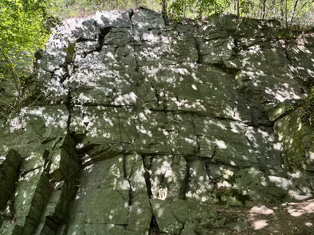 Krhanická stěna